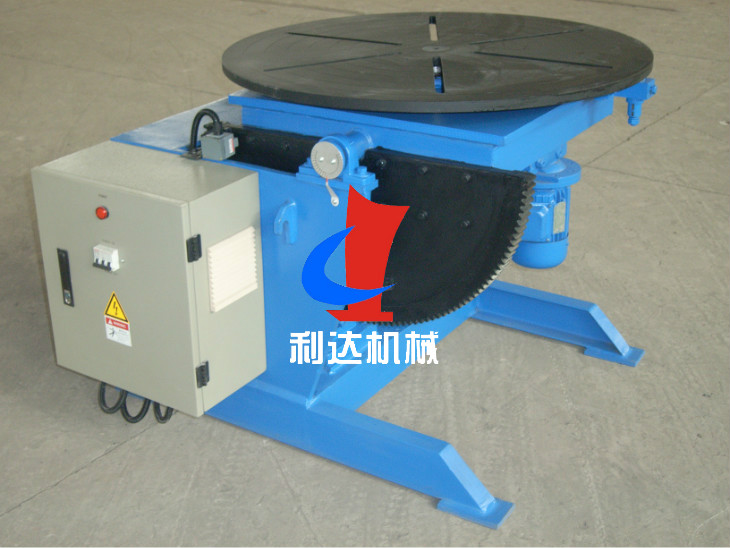 HB type displacement machine